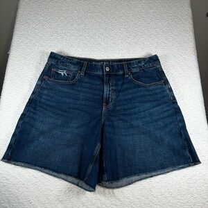 American Eagle Low Rise Baggy Denim Shorts Size 10 Blue Stretch Cutoff